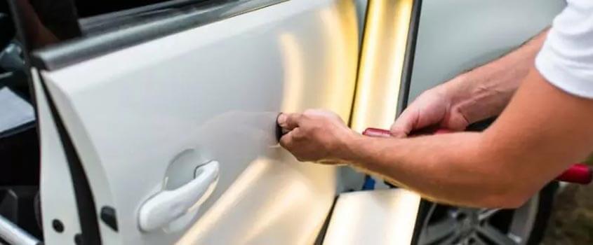 Service debosselage carrosserie automobile